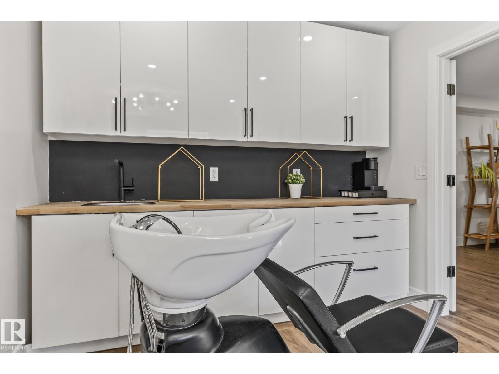 3864 ROBINS CR NW - 50