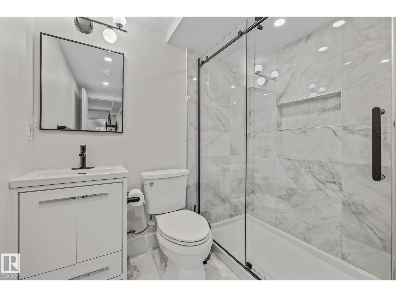 3864 ROBINS CR NW - 52