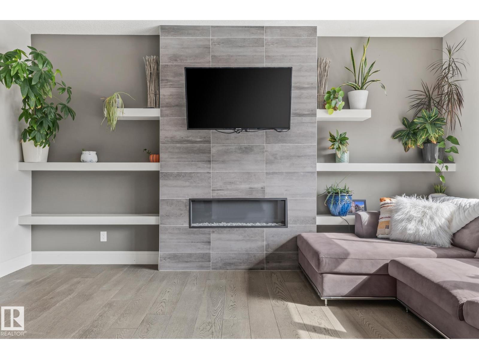 3864 ROBINS CR NW - 9