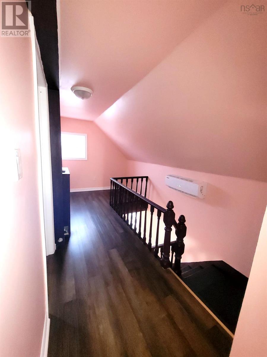 Property 17 of 42 of 4 Queen Street