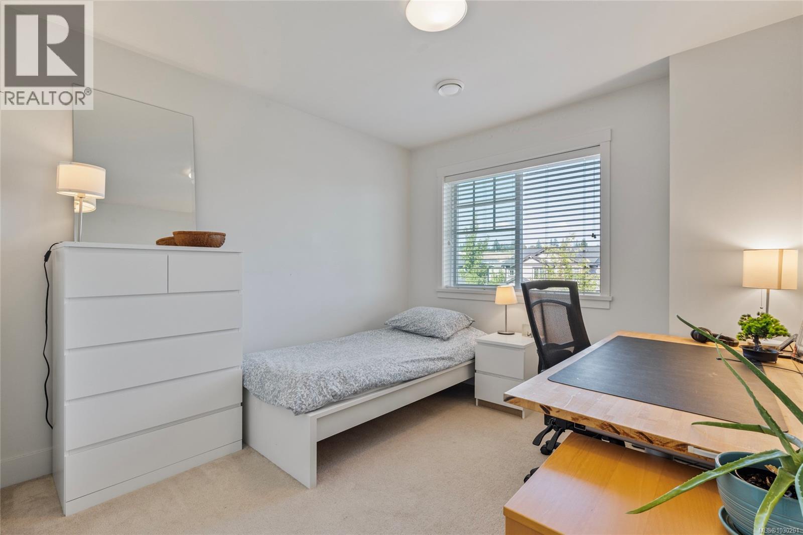  3460 SPARROWHAWK Avenue, Colwood