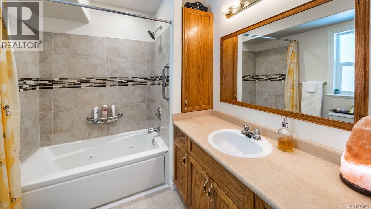 1930 Harmac Rd, Nanaimo