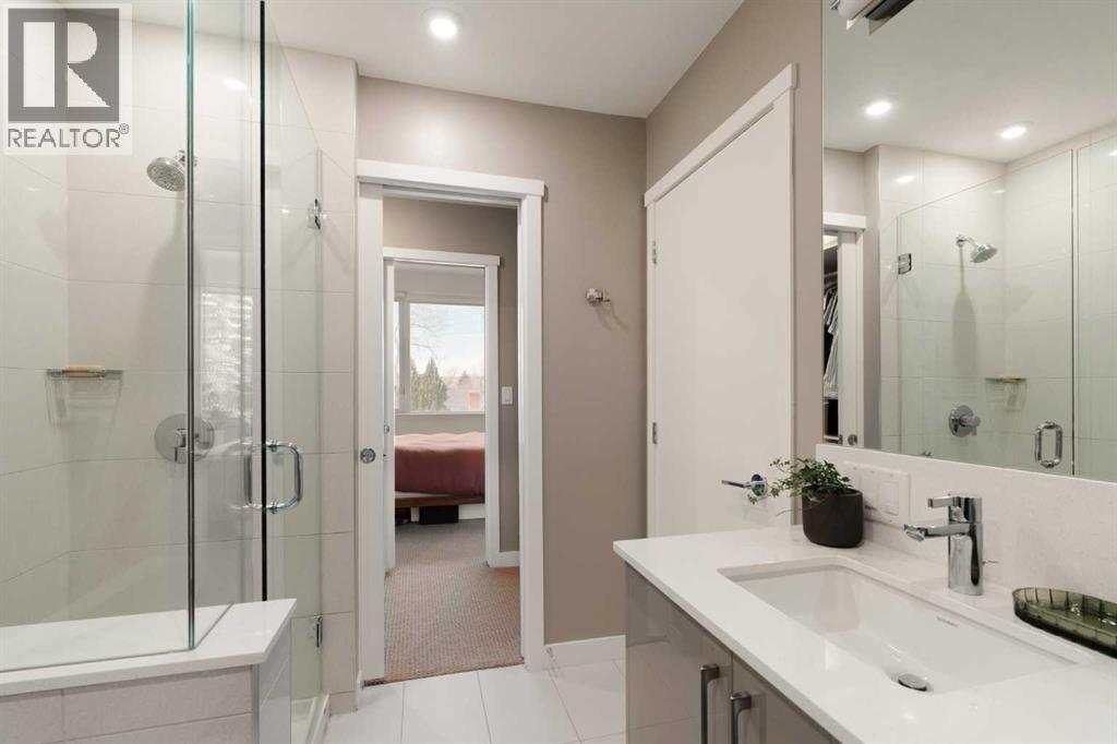 Single Family House for Sale in    Street NW Hillhurst Calgary 