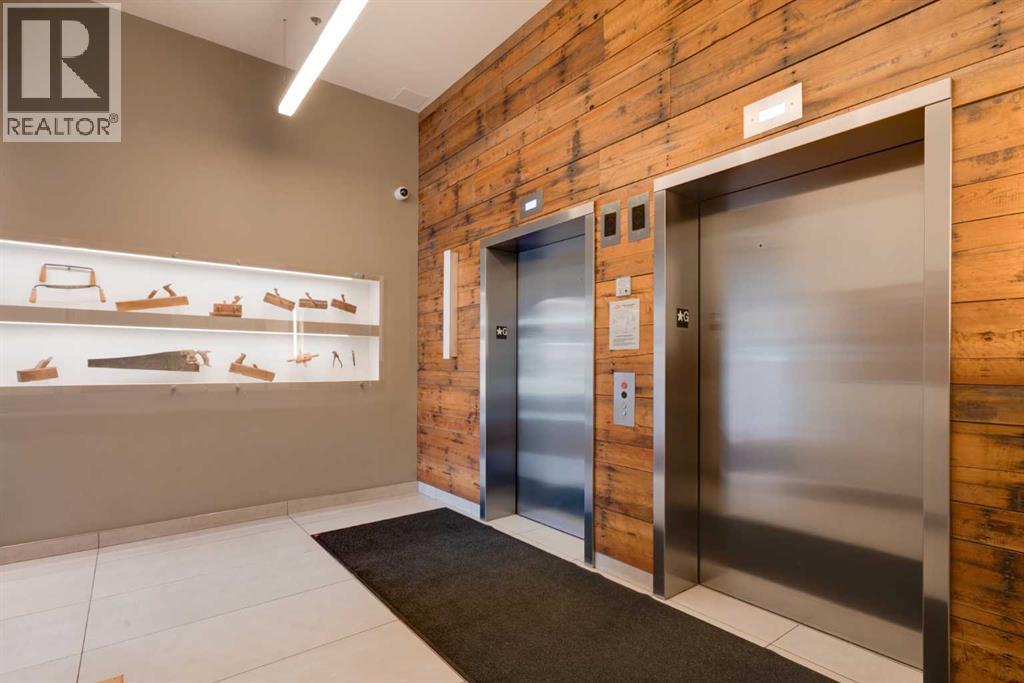 Single Family House for Sale in    Street NW Hillhurst Calgary 