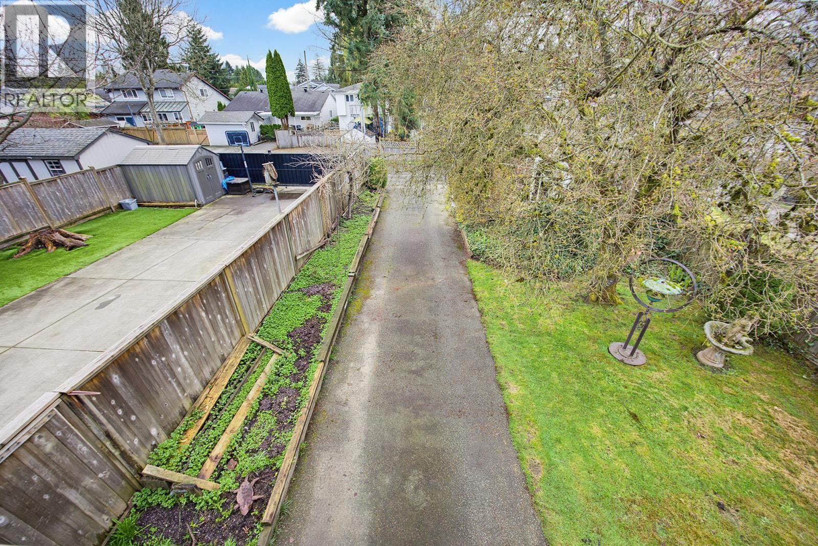 1952 PRAIRIE AVENUE, Port Coquitlam