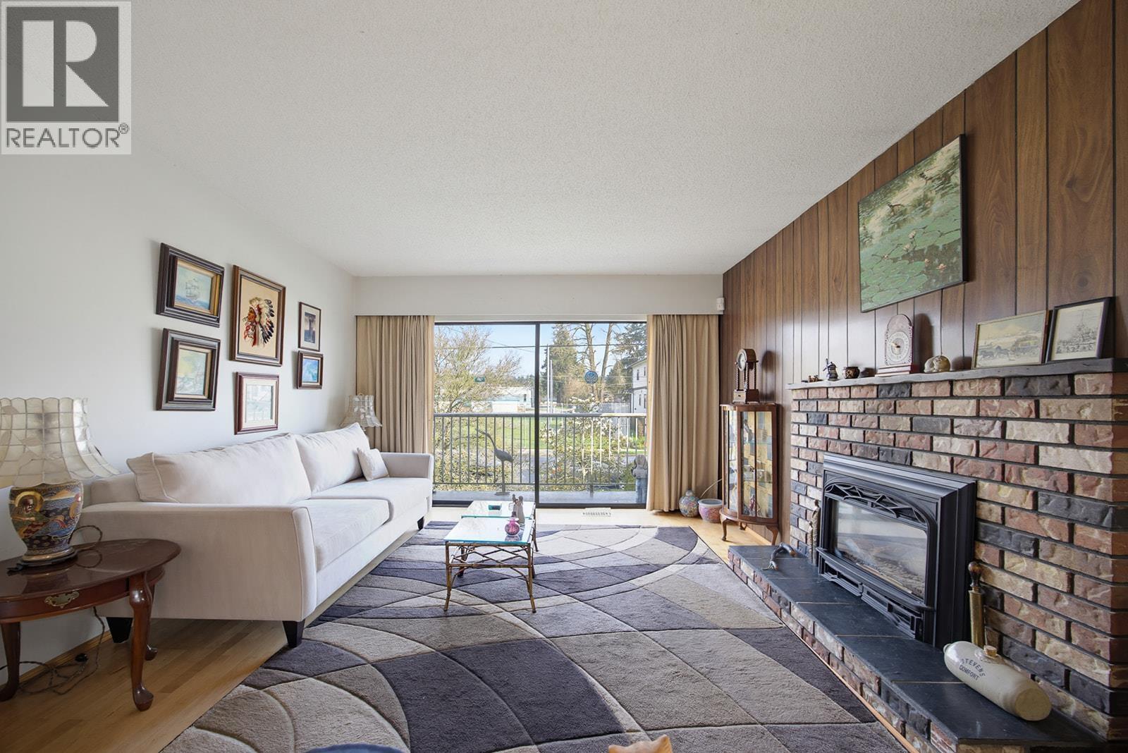 1952 PRAIRIE AVENUE, Port Coquitlam