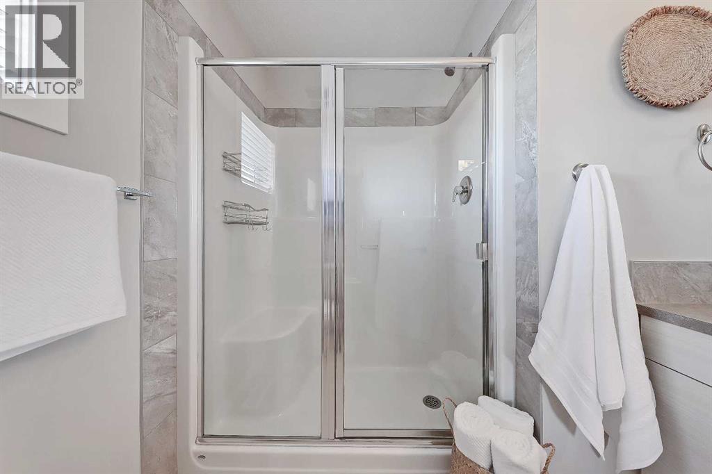 501 River Heights Drive, Cochrane