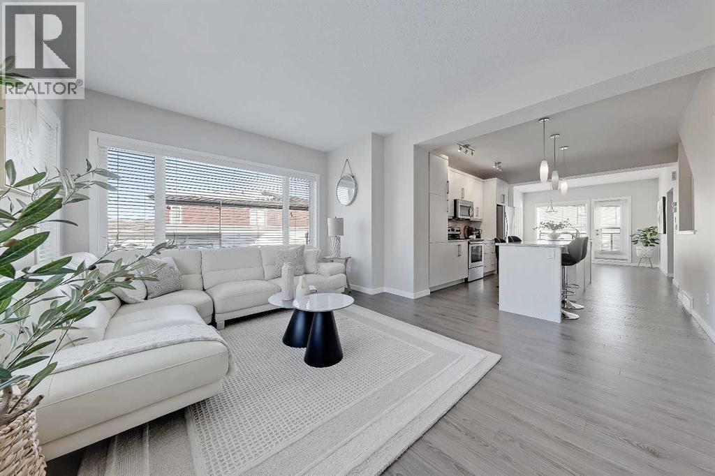 501 River Heights Drive, Cochrane