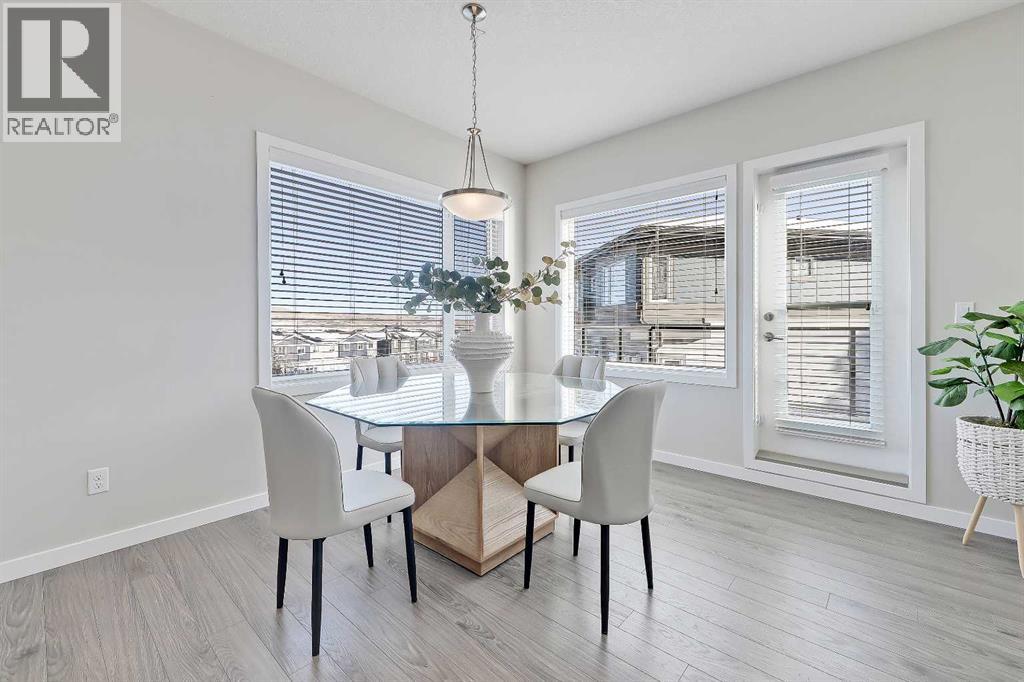 501 River Heights Drive, Cochrane