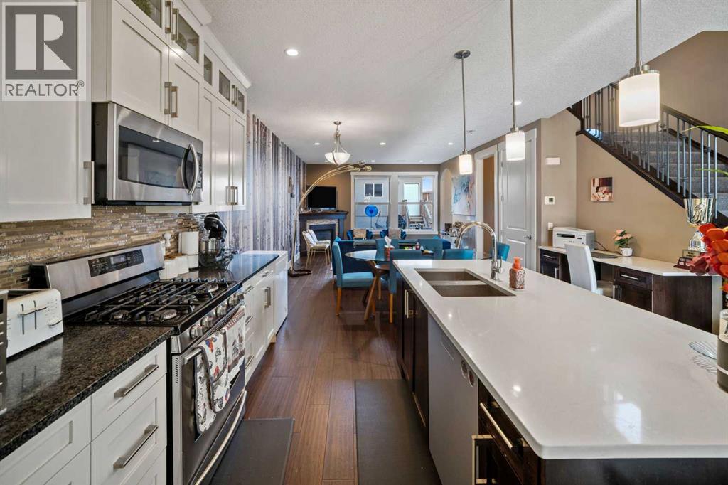 4410 17 AVENUE NW - 8