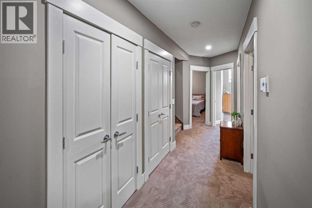 4410 17 AVENUE NW - 34