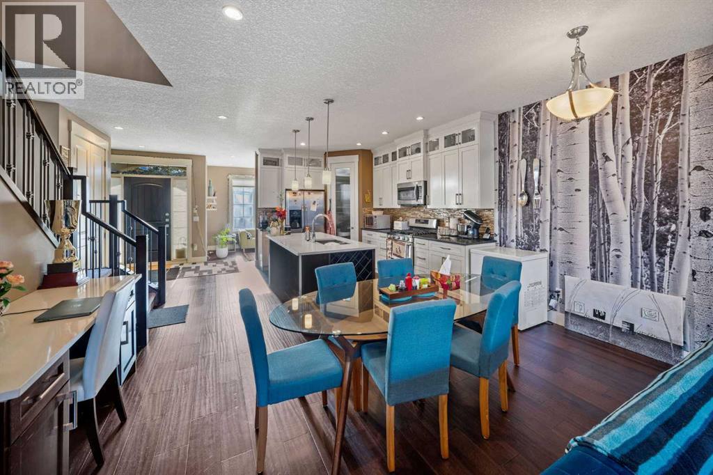 4410 17 AVENUE NW - 14