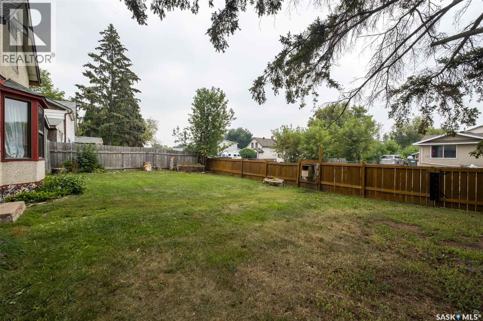 546 7TH STREET E - 26