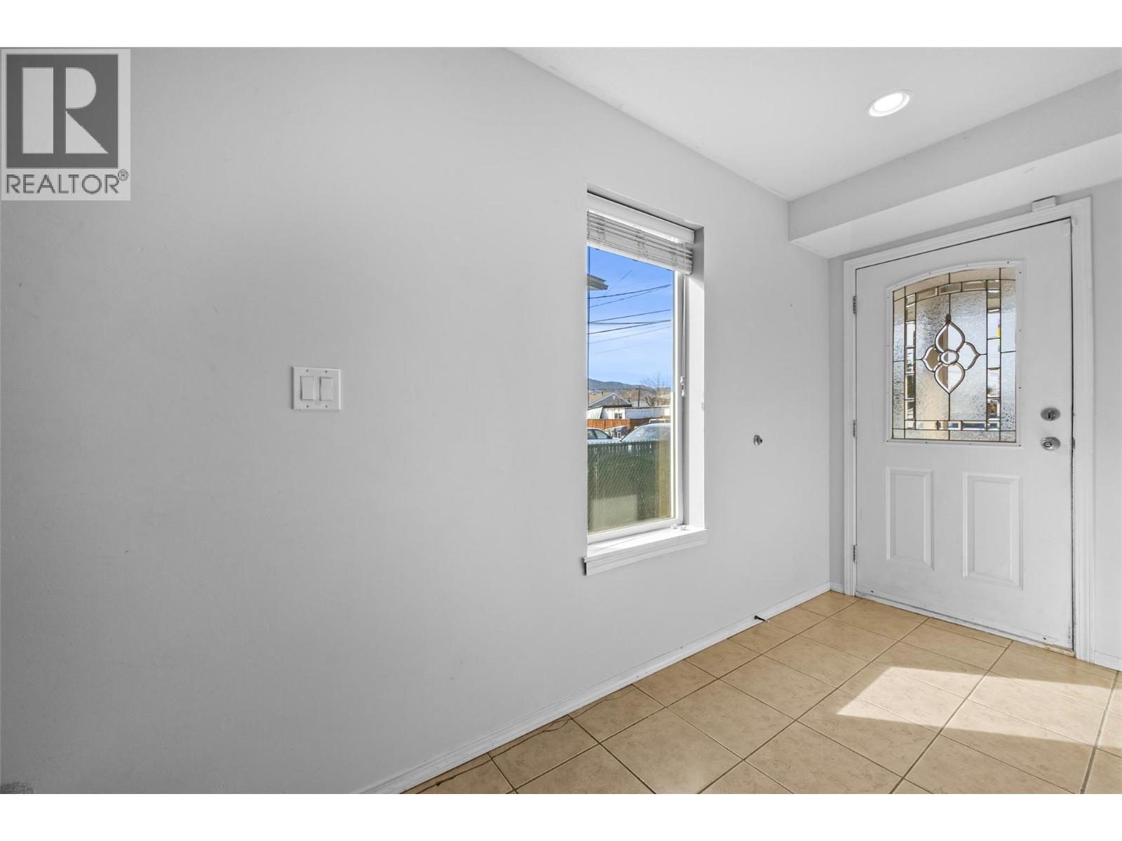 1322 Cornwall Street - 24