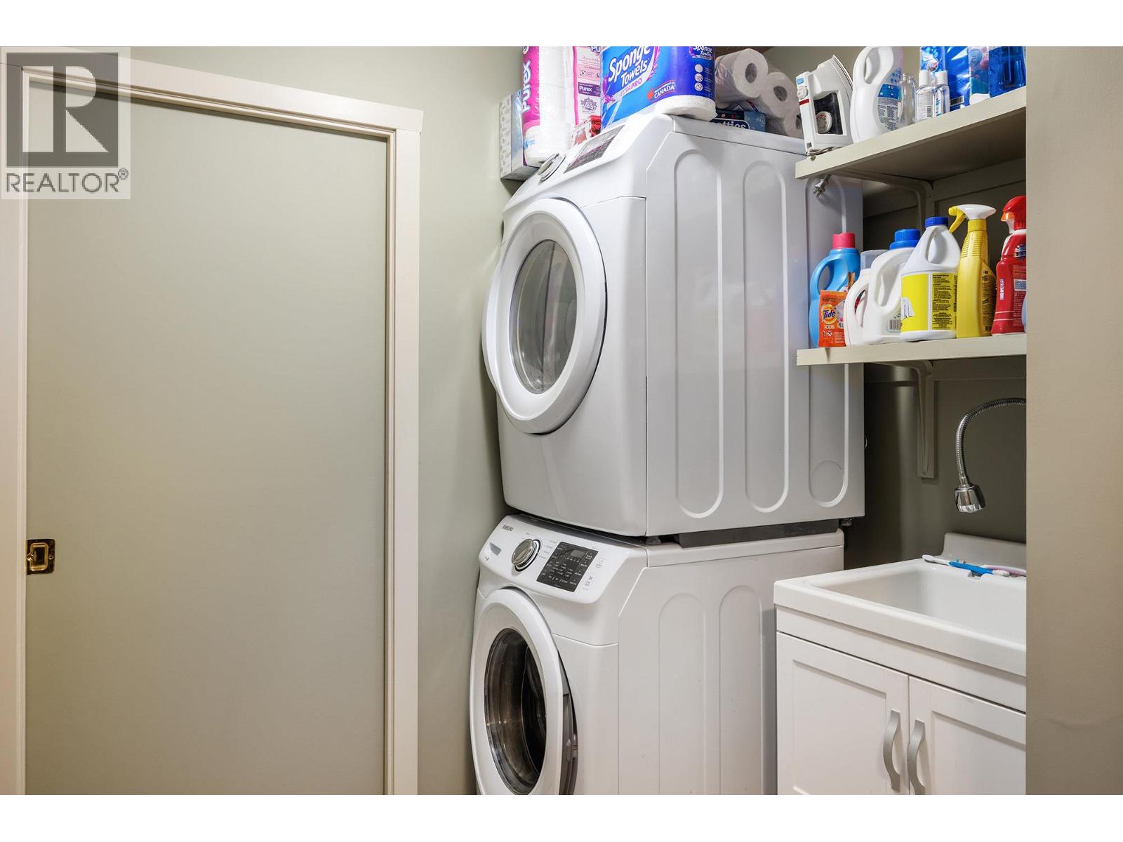 5715 LAKESHORE ROAD - 19