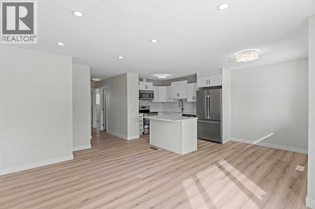 937 MARCOMBE DRIVE NE - 6