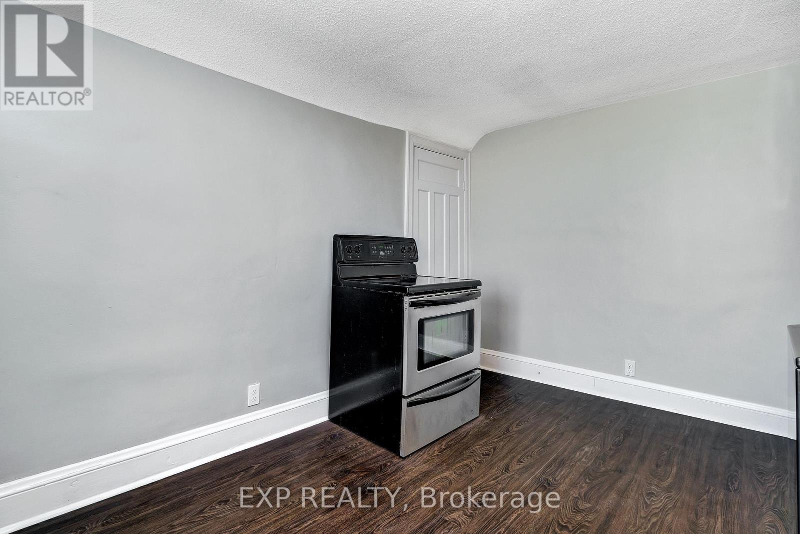 566 KIRKWOOD AVENUE — photo 25