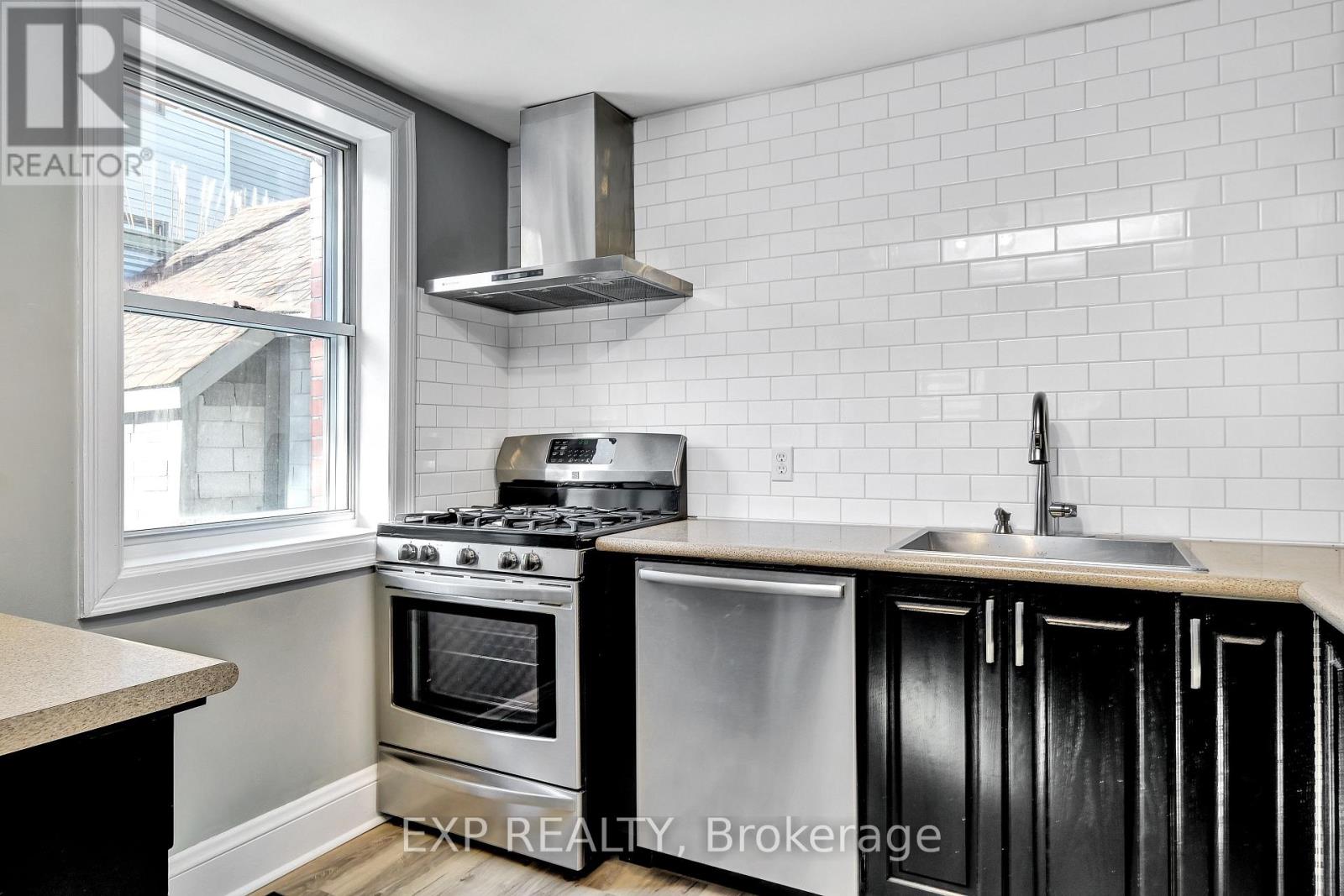 566 KIRKWOOD AVENUE - 9