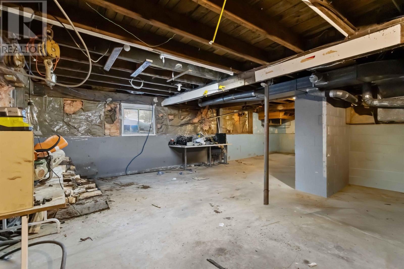 Property 21 of 31 of 23 Military Road