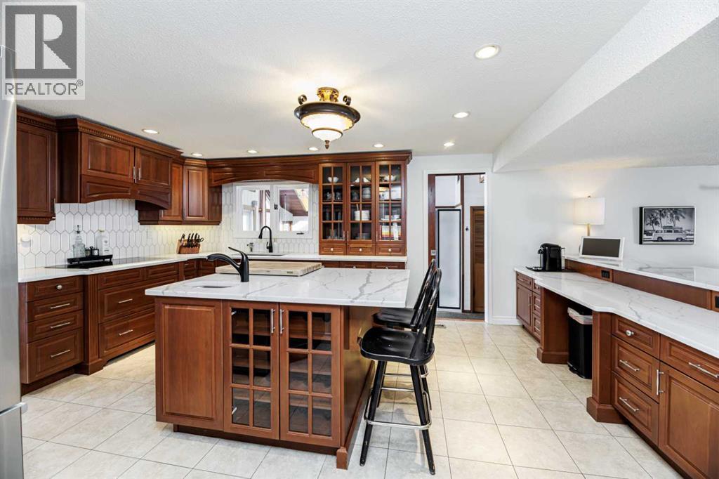 14 Warwick Drive, Red Deer