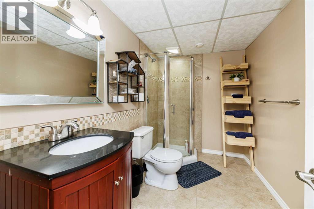 14 Warwick Drive, Red Deer