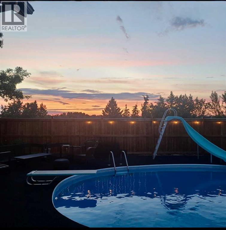 14 Warwick Drive, Red Deer