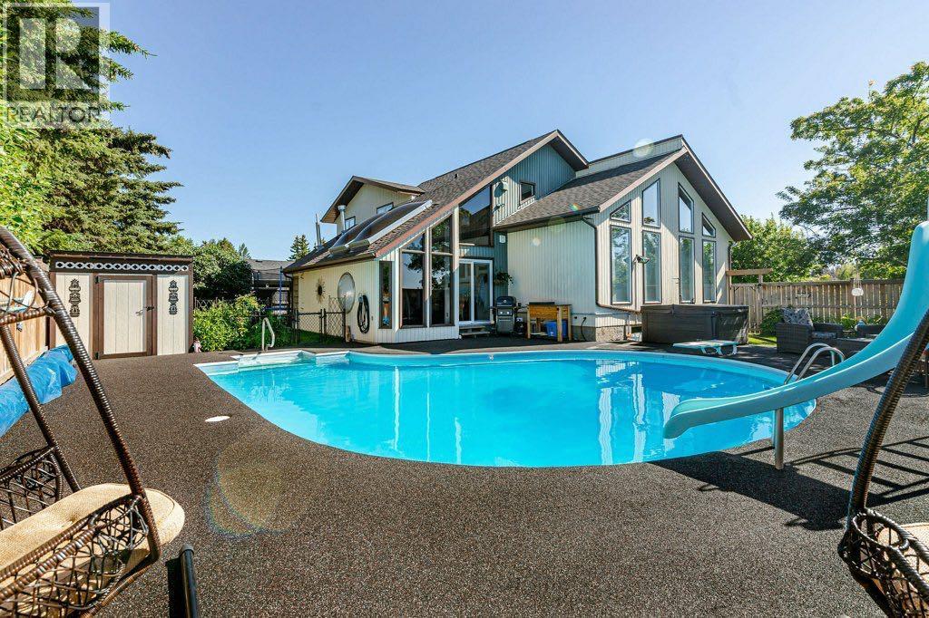 14 Warwick Drive, Red Deer