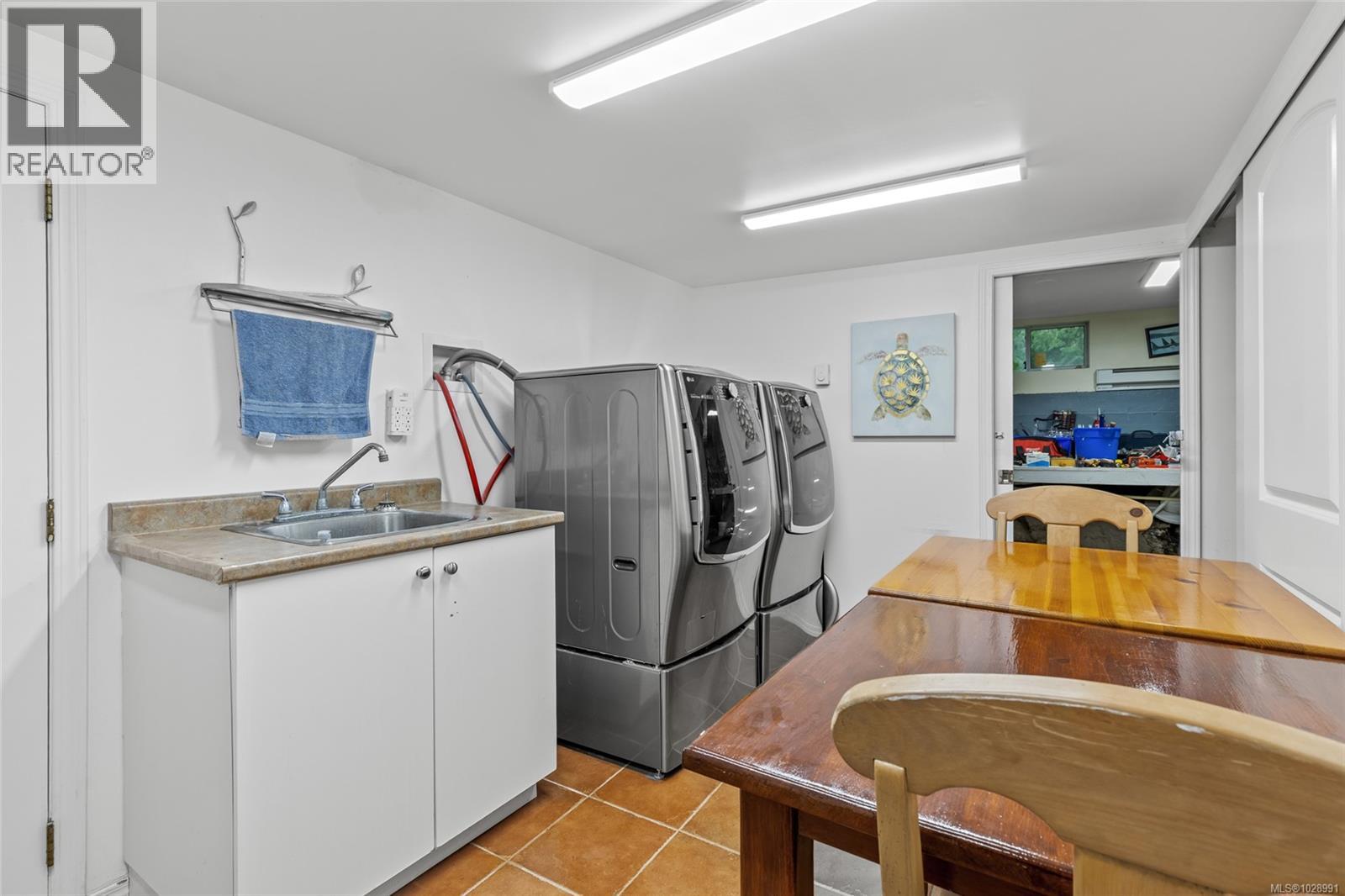  5301 Sooke Road, Sooke