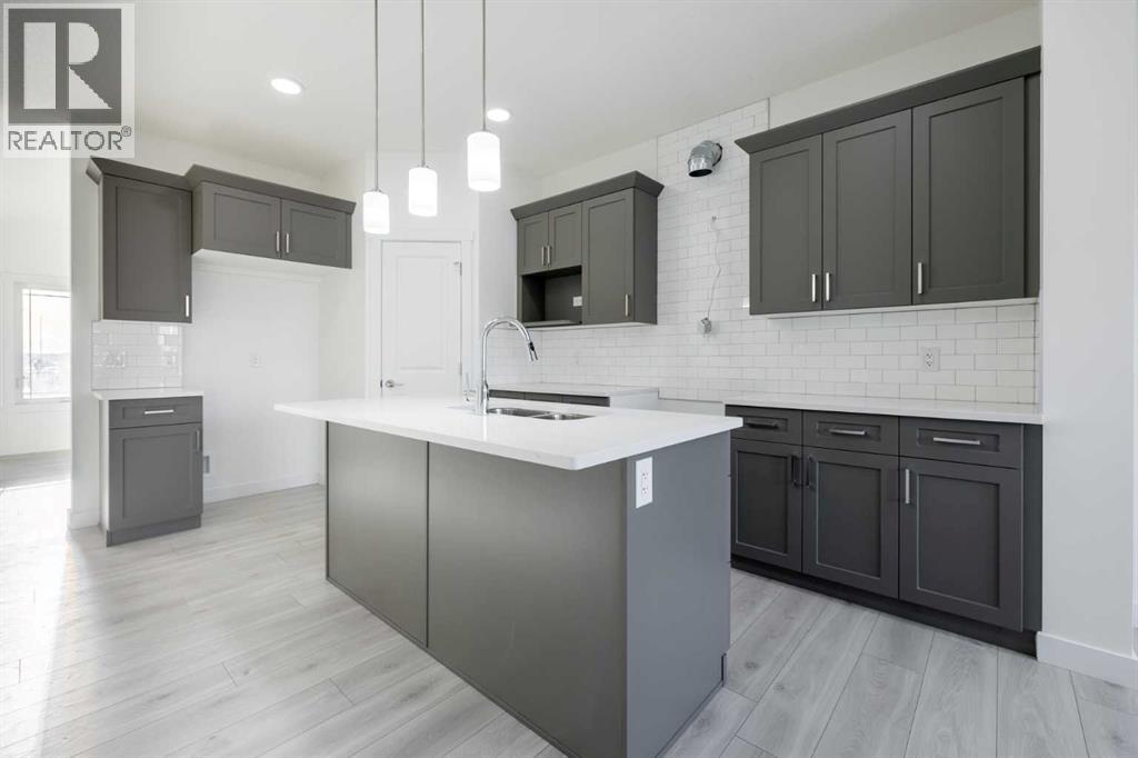 450 HEARTLAND WAY - 9