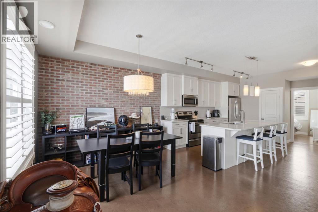 237 MCKENZIE TOWNE LINK SE - 10