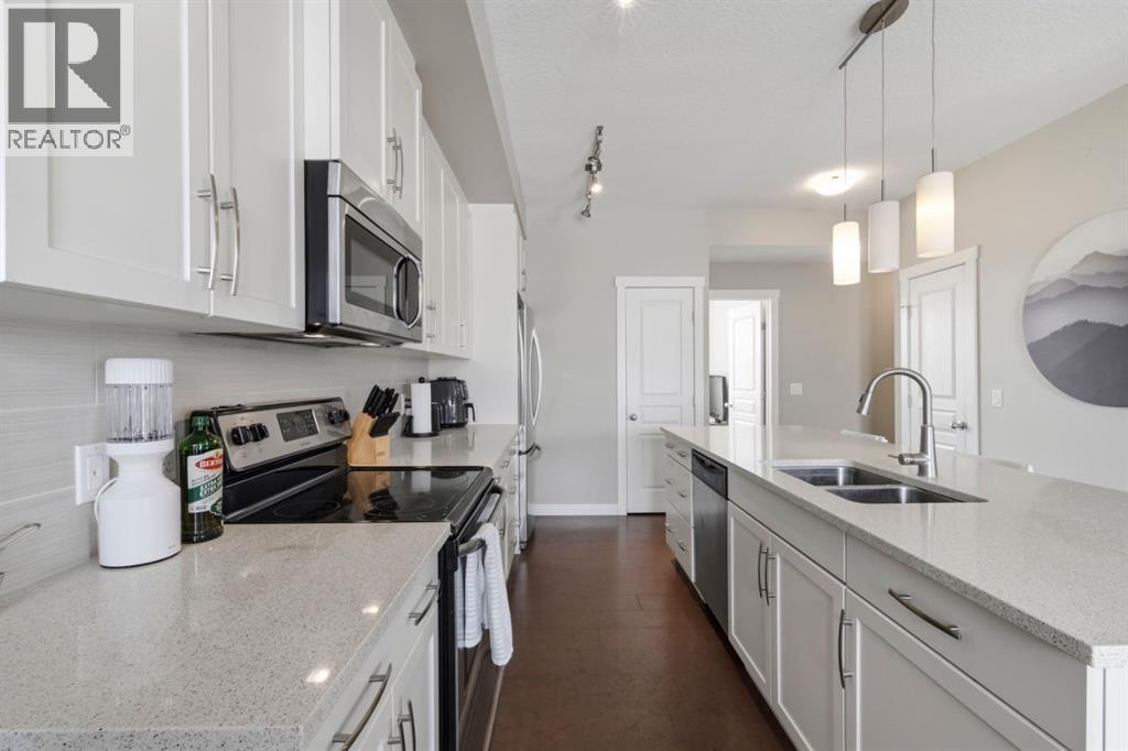 237 MCKENZIE TOWNE LINK SE - 13