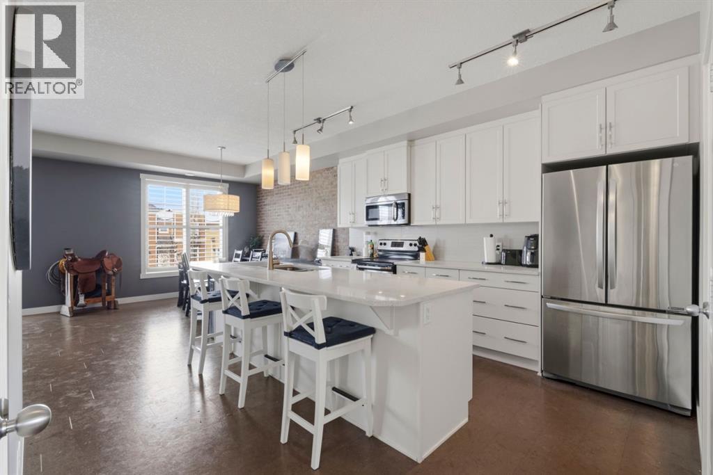 237 MCKENZIE TOWNE LINK SE - 16