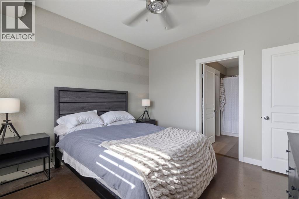 237 MCKENZIE TOWNE LINK SE - 21