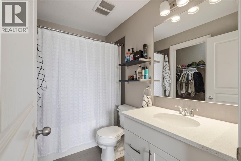 237 MCKENZIE TOWNE LINK SE - 22