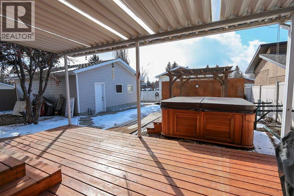 415 BARRETT DRIVE - 11