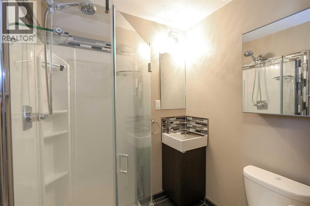 415 BARRETT DRIVE - 28