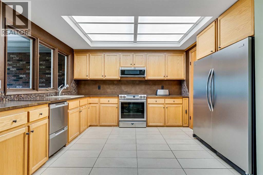 24157 MEADOW DRIVE - 14