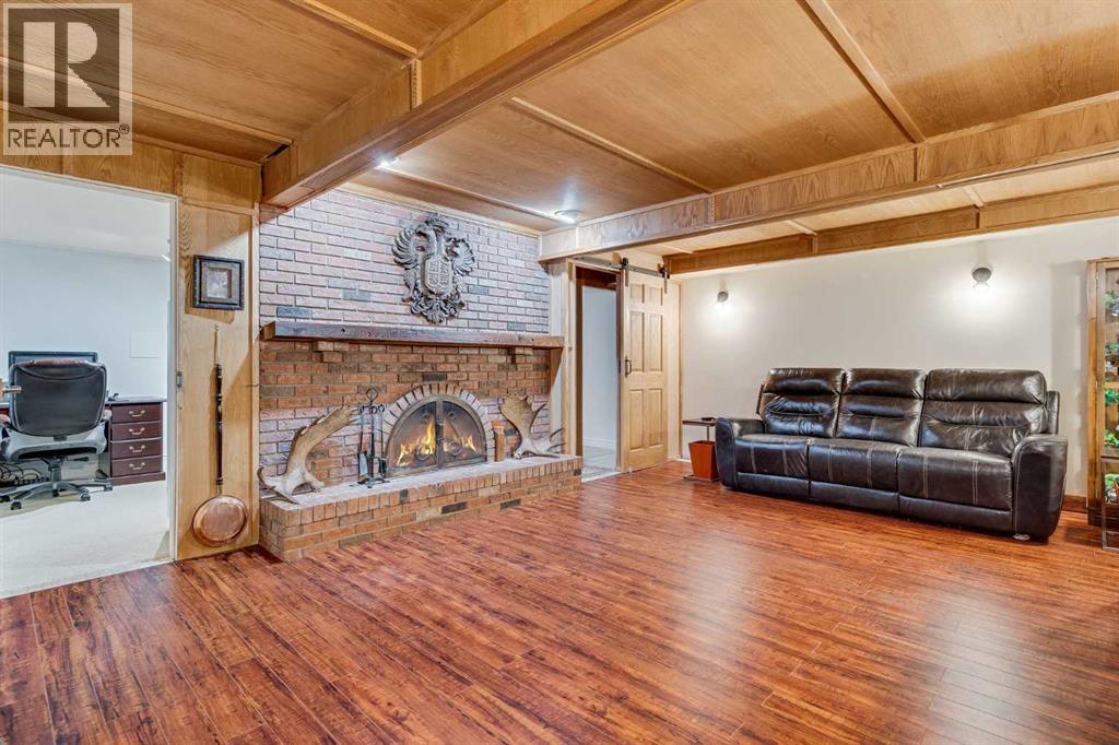 24157 MEADOW DRIVE - 27