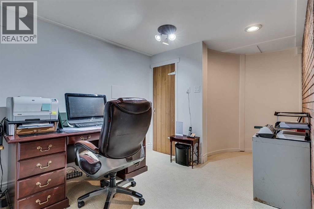 24157 MEADOW DRIVE - 28