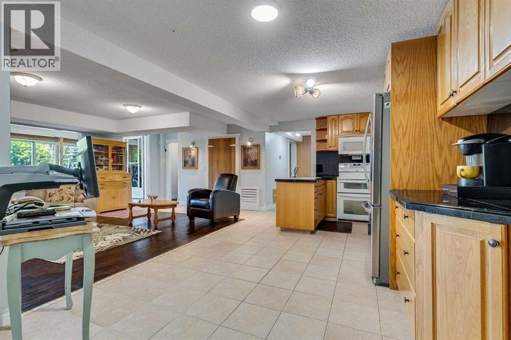 24157 MEADOW DRIVE - 29