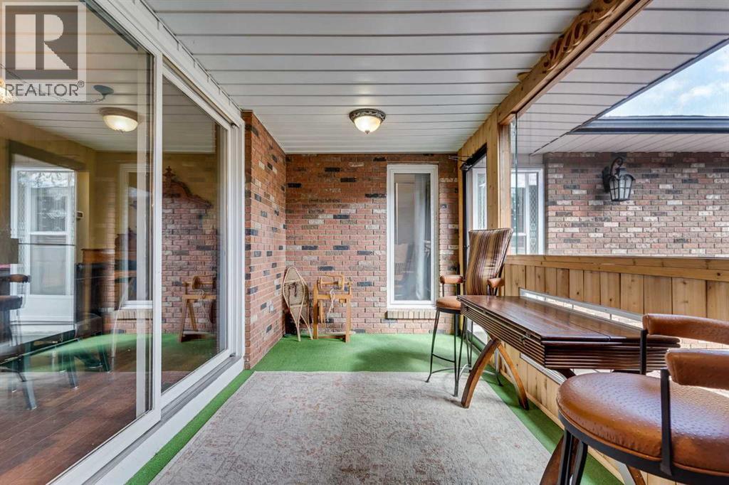 24157 MEADOW DRIVE - 33