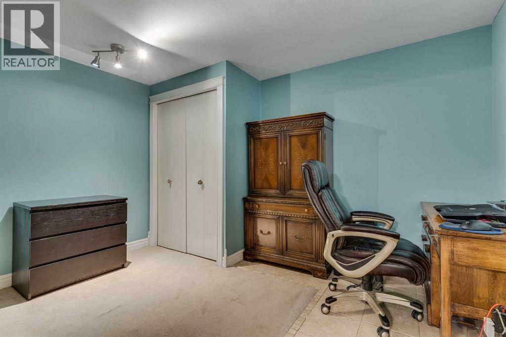 24157 MEADOW DRIVE - 36