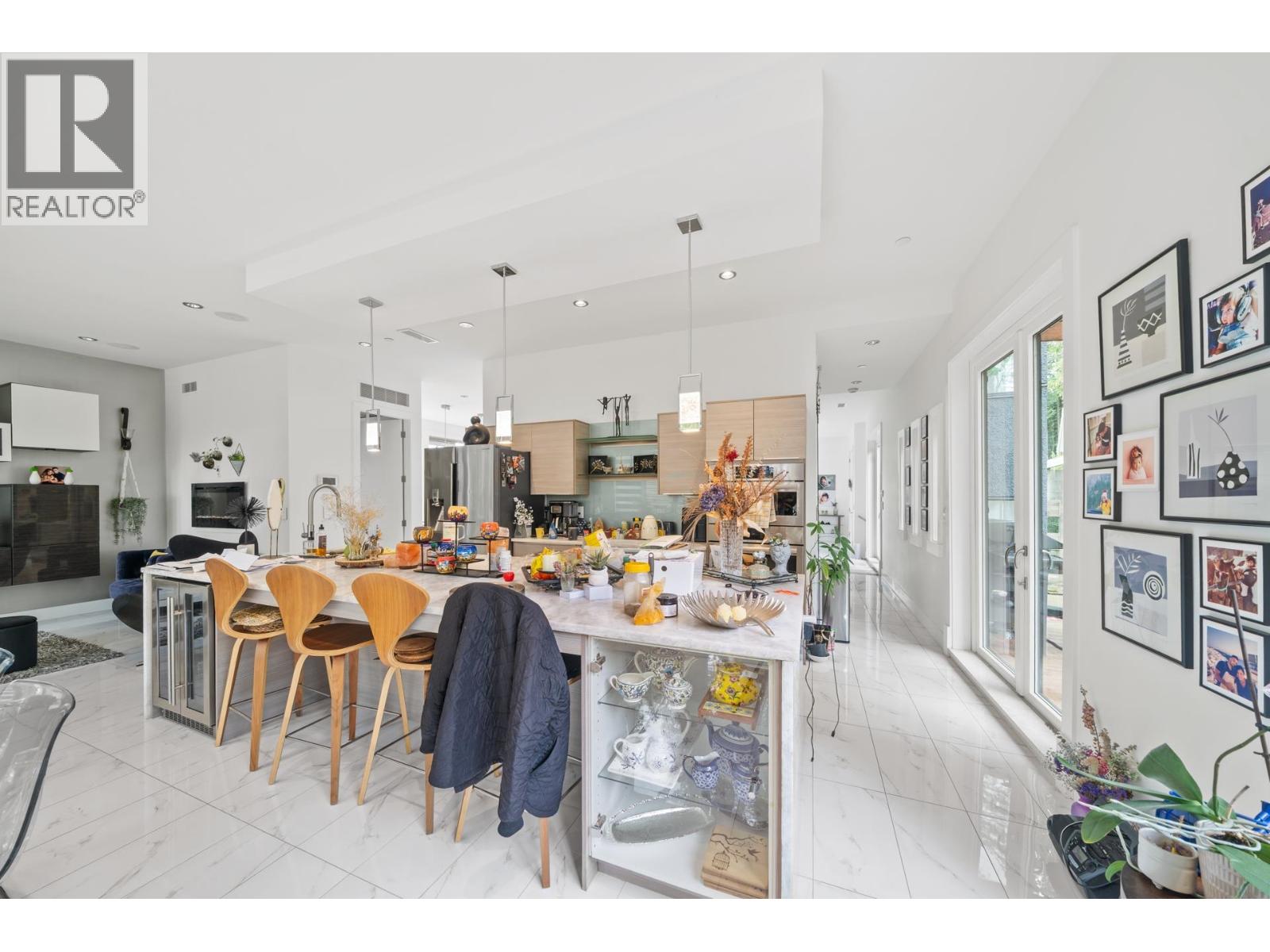 116 DEERVIEW LANE, Anmore