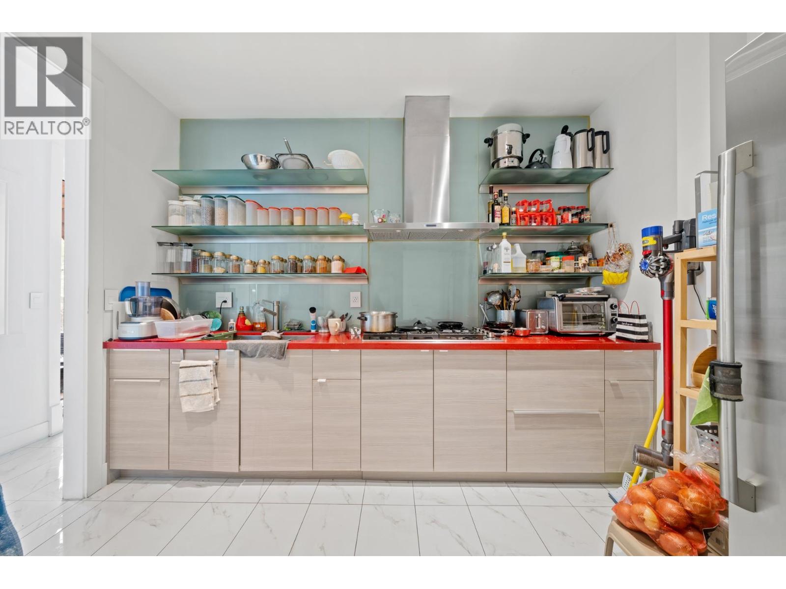 116 DEERVIEW LANE, Anmore