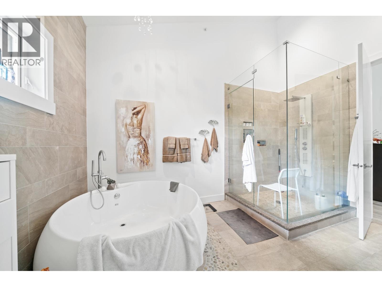 116 DEERVIEW LANE, Anmore