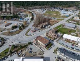 7340 Crabapple Court, Pemberton, BC V0N2L1 Photo 12