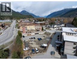 7340 Crabapple Court, Pemberton, BC V0N2L1 Photo 16