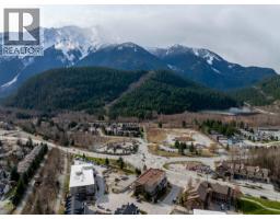 7340 Crabapple Court, Pemberton, BC V0N2L1 Photo 9