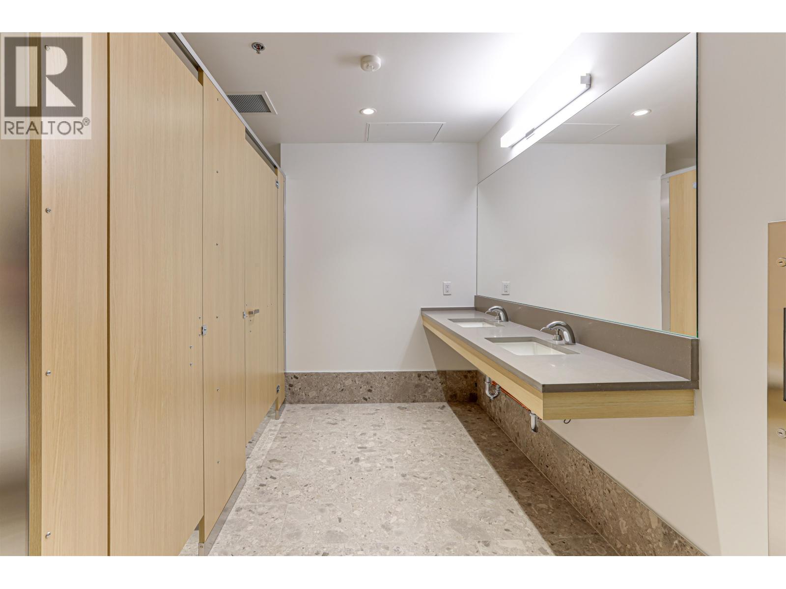 Office for Rent in Coquitlam – 605 2992 GLEN DRIVE, Coquitlam - Image 22