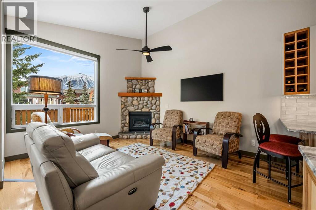 #2 817 6TH STREET - 10